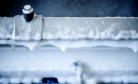 Automated cleaning systems for the food and beverage industry